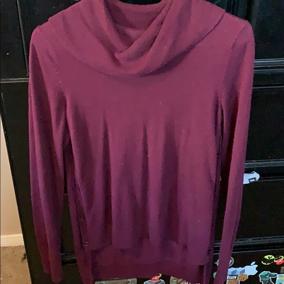 Turtle neck sweater - Picture 1 of 4